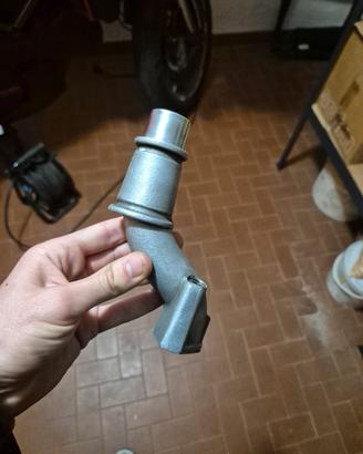 Collettore carburatore Ø24mm per vespa due fori
