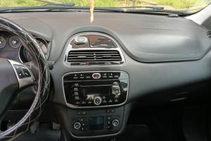 Punto evo tutto incluso passaggio e assicurazione