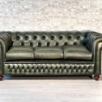 Divano Chesterfield 3 posti pelle verde originale