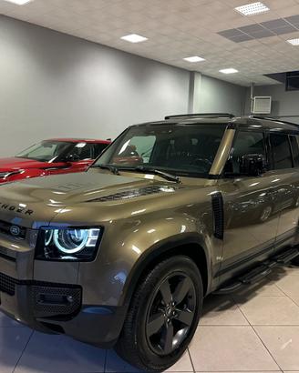Land Rover Defender 110 3.0D I6 250 CV AWD 7 POSTI