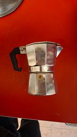 caffettiera in alluminio