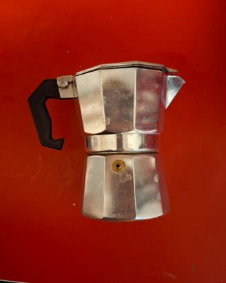 caffettiera in alluminio