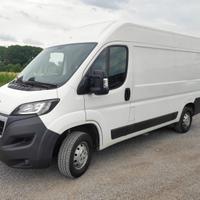 Peugeot Boxer 350 2.2 BlueHDi 140 S&S PM-TM Furgon