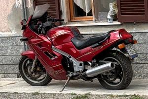 Suzuki GSX 1100 F