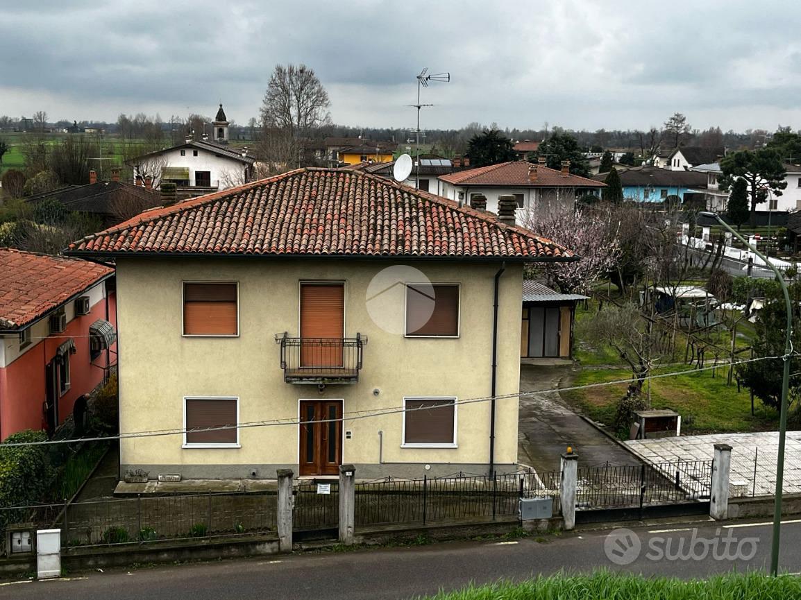 3 LOCALI A CAPRIANO DEL COLLE - Vista 6