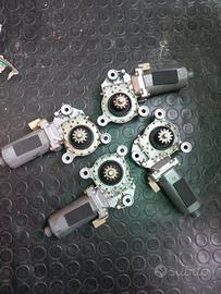 Motorini alzacristalli volvo 850