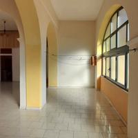 BARONISSI abitazione su 2 livelli e ampio giardino