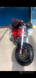 Ducati monster 600 del 2001