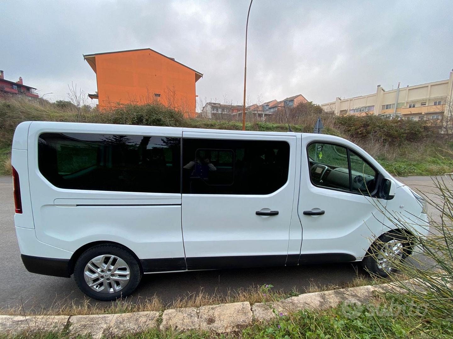 Renault Trafic 2018 photo 2