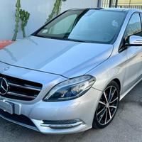 MERCEDES-BENZ B 200 CDI BlueEFFICIENCY Premium