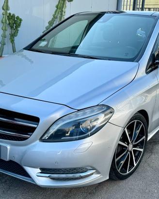 MERCEDES-BENZ B 200 CDI BlueEFFICIENCY Premium
