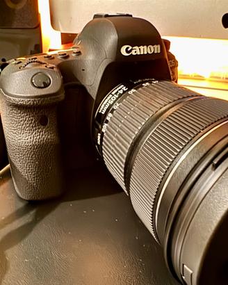 Canon EOS 6D Mark II + Kit obiettivo EF 24-105mm