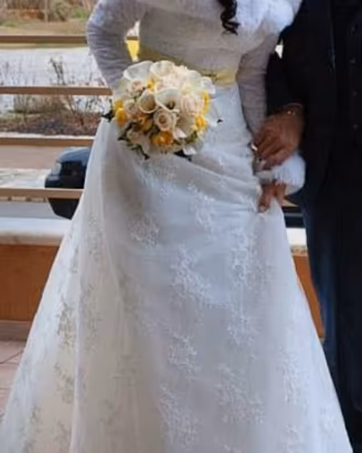 Abito da Sposa ATELIER AIMÈE in pizzo e coprispall