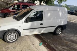 Opel combo 1.3 anno 2004