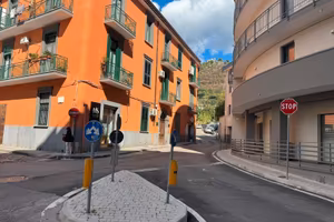 Unita' immobiliare, locata