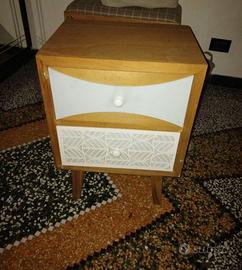 Comodini come nuovi per camera da letto o camerett