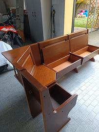 Panca ad angolo in noce scuro con sedute apribili