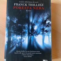 Foresta nera Franck Thilliez
