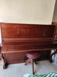 Pianoforte "Alfonsi" colore marrone laccato