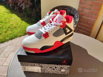 Air Jordan 4 retrò