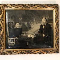 Foto d'epoca con cornice dorata