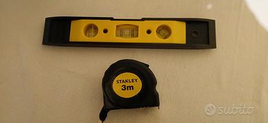 livella e metro Stanley