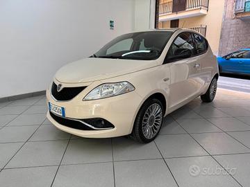 Lancia Ypsilon 1.3 MJT 16V 95/CV 5 porte Gold 2017