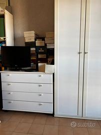 Cassettiera e 2armadi