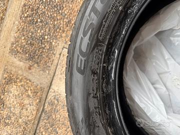 Gomme auto  215/55 R18 99H