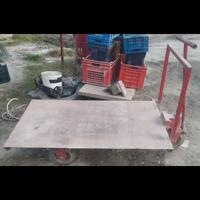 ULTIMISSIMI 2 CARRELLI IN FERRO A SOLI 30 EURO CAD