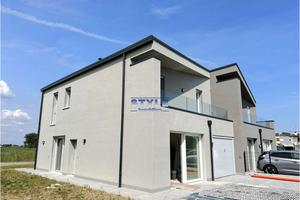 NUOVA BIFAMILIARE CON 4 CAMERE A FIESSO D'ARTICO