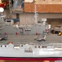 Modellino artigianale portaerei Cavour CVH 550