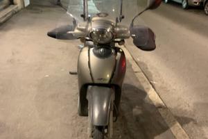 ricambi originali scarabeo 100 4 tempi 2012