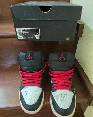 Nike Air Jordan 1 Mid bianco nero rosso TG 40.5 co