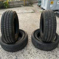 Gomme 215/70 r 15