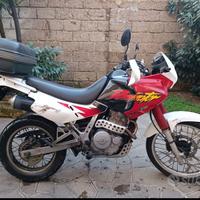 Honda dominator anno 1997