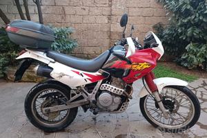 Honda dominator anno 1997