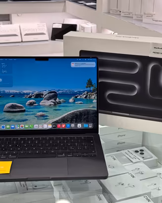 MacBook Pro 14" M5 16/ 512GB - Nuovo Solo 20 Cicli