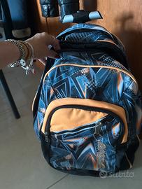 Zaino seven con rotelle