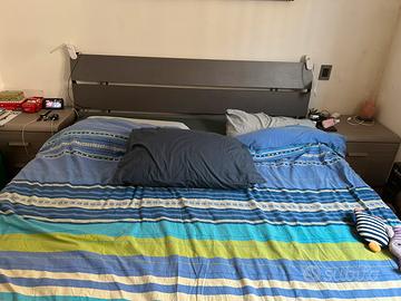 Letto Tadau king size con ruote