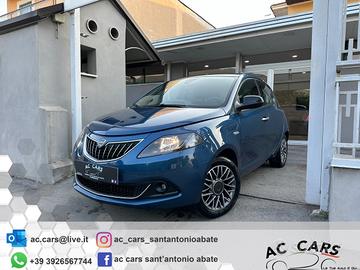 Lancia Ypsilon 1.0 FireFly 5 porte S&S Hybrid Gold
