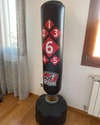 Sacco da boxe autoportante da 1,8 m