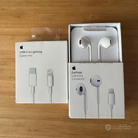 Cuffie lightning e cavo ricarica apple
