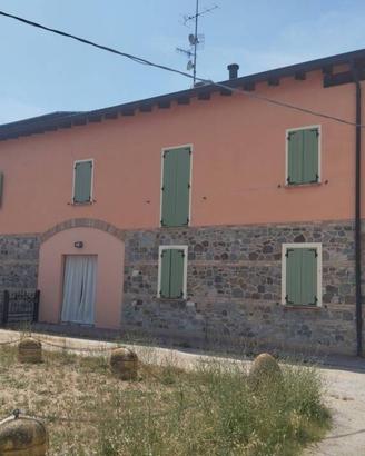 Immobile in asta di 110 m² con 3 locali e box auto