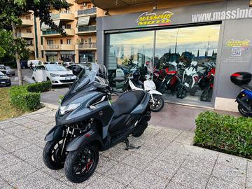 YAMAHA Tricity 300 TUTTO INCLUSO ANCHE PASSAGGIO