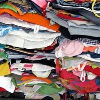 4 Kg vestiti usati  per adulti