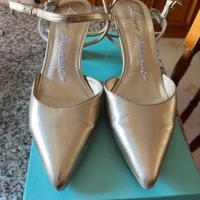 Scarpe dorate