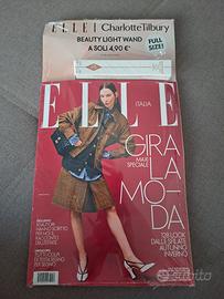 Rivista Elle con omaggio