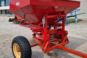 SPANDICONCIME LELY 900 LT