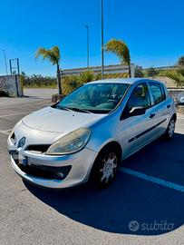 Renault Clio 1.5  Diesel